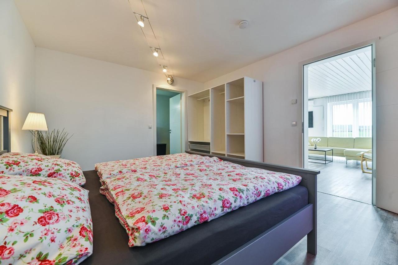 Ruhige Ferienwohnung Mit Panoramablick Ingoldingen Esterno foto